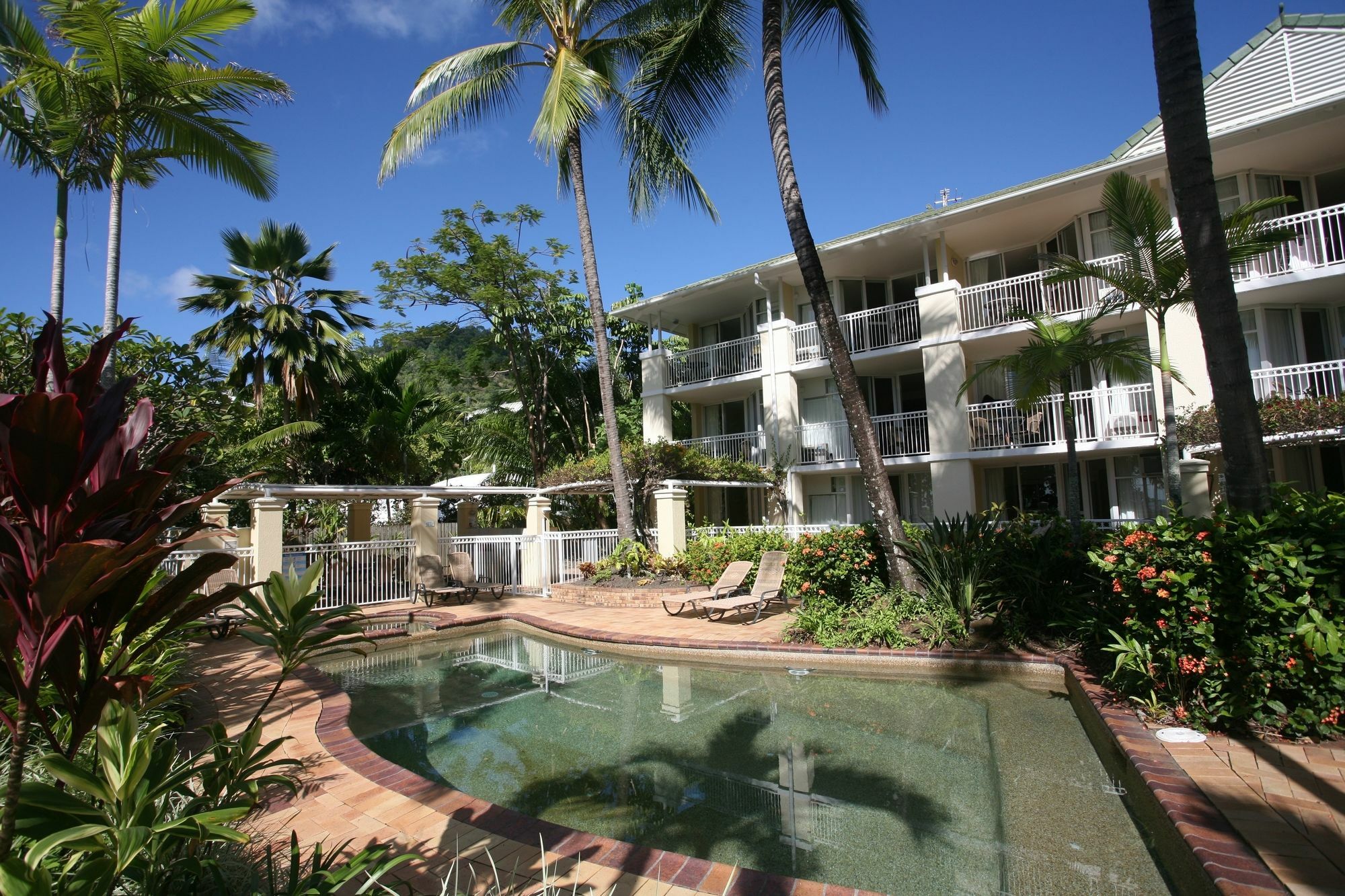 On The Beach Apartments Trinity Beach Buitenkant foto